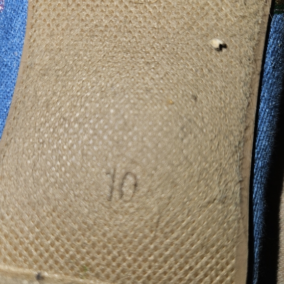 Hummingbird Embroidered Slip-On Cotton Twill Loafers - Picture 8 of 9